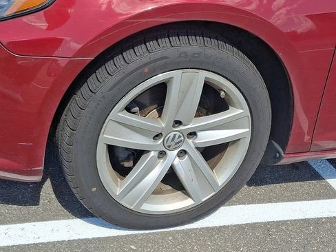 Used 2016 Volkswagen CC Sport FWD image 8