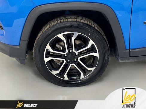 Used 2022 Jeep Compass Limited image 30