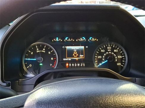 Used 2016 Ford F150 XLT w/ Equipment Group 302A Luxury image 26