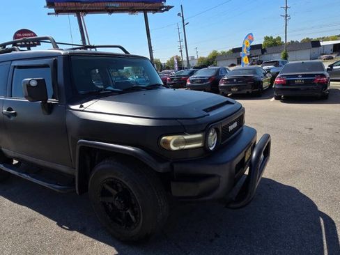 Used 2007 Toyota FJ Cruiser 4WD image 72