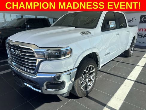 Used 2025 RAM 1500 Laramie image 1