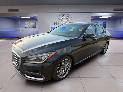 Used 2018 Genesis G80 3.8 w/ Option Group 02 RWD image 14