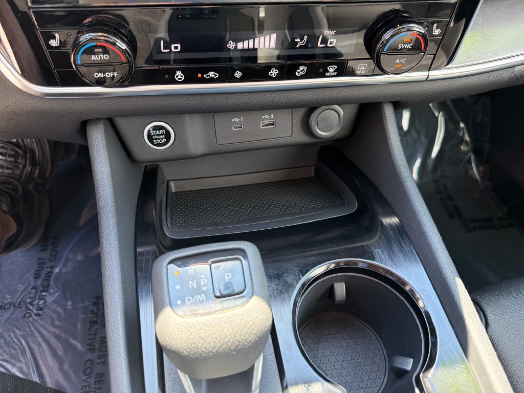 Used 2021 Nissan Rogue SV w/ Premium Package FWD image 29