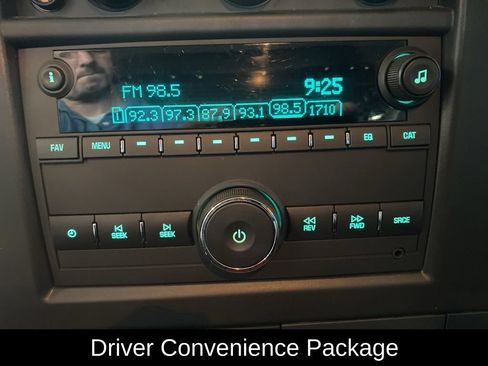 Used 2025 GMC Savana 2500 w/ Driver Convenience Package RWD image 2