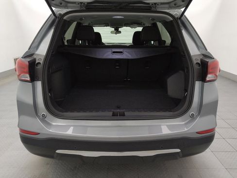 Used 2024 Chevrolet Equinox LT FWD image 29