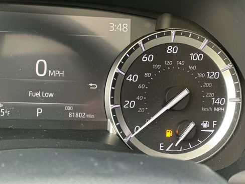 Used 2022 Toyota Highlander XLE image 30