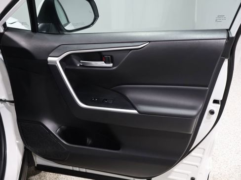 Certified 2024 Toyota RAV4 XLE image 22