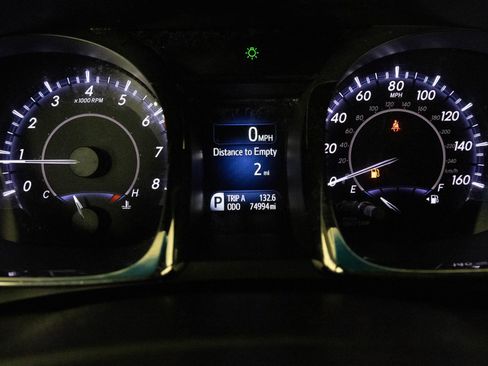 Used 2014 Toyota Avalon Limited image 32