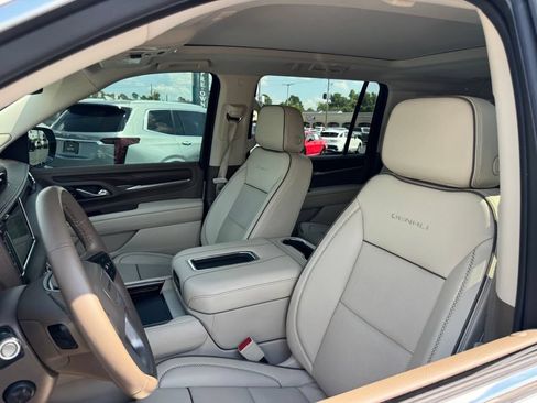 Used 2024 GMC Yukon XL Denali w/ Max Trailering Package RWD image 9