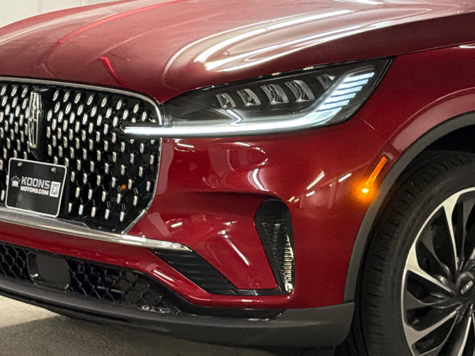 New 2027 Lincoln Aviator Reserve AWD/4WD image 2