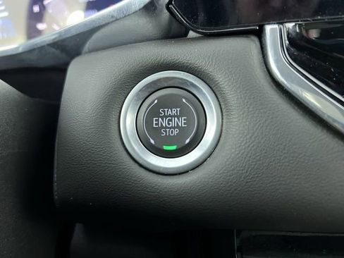 Certified 2024 GMC Canyon Elevation w/ Trailering Package RWD image 17