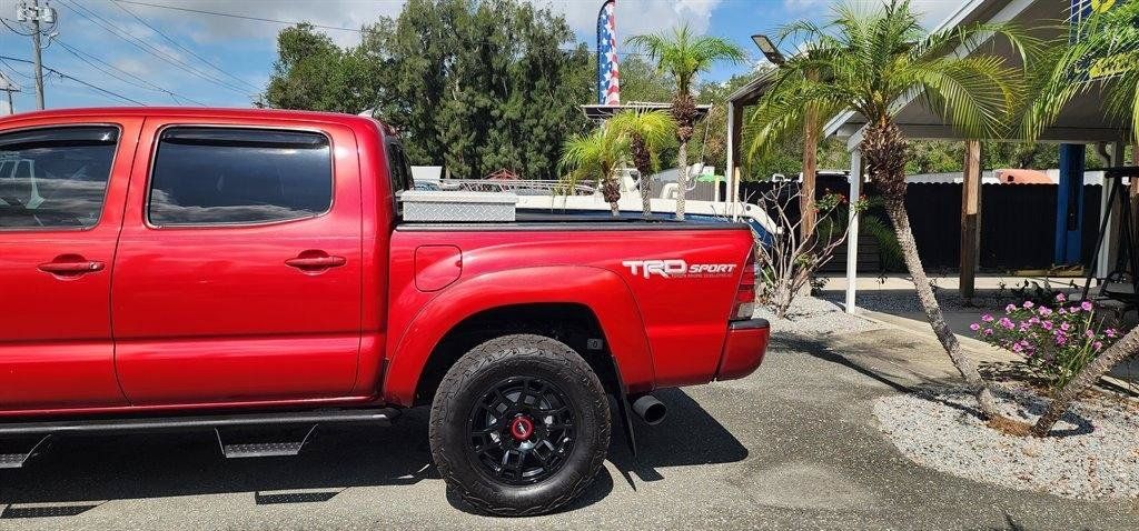 Used 2015 Toyota Tacoma PreRunner w/ TRD Sport Package RWD image 12