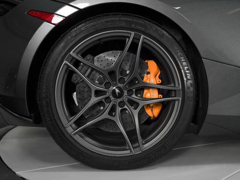 Used 2019 McLaren 720S Performance image 28