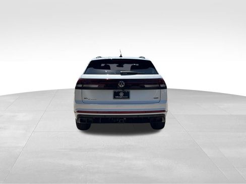 New 2026 Volkswagen Atlas Cross Sport SEL R-Line AWD/4WD image 4