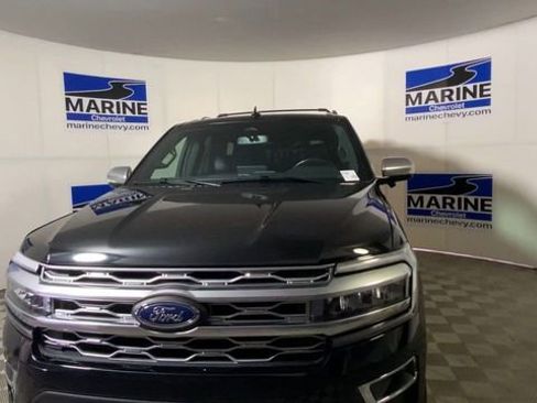 Used 2023 Ford Expedition Platinum image 5