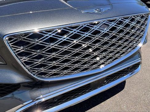 Certified 2025 Genesis GV80 2.5T Standard AWD/4WD image 30