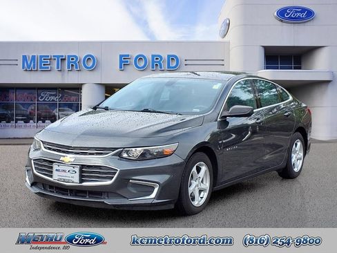 Used 2017 Chevrolet Malibu LS FWD image 7