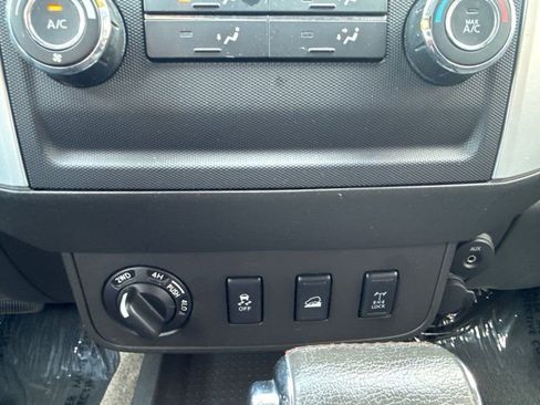 Used 2012 Nissan Xterra PRO-4X w/ Pro-4x Leather Pkg image 27