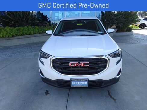 Certified 2021 GMC Terrain SLE w/ LPO, Floor Liner Package FWD image 2