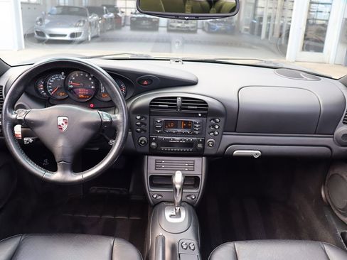 Used 2002 Porsche 911 Carrera image 19