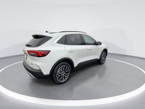 New 2026 Ford Escape SE FWD image 8