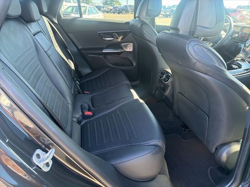 Used 2024 Mercedes-Benz GLC 300 4MATIC image 24