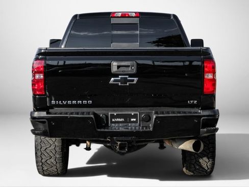 Used 2019 Chevrolet Silverado 2500 LTZ w/ Duramax Plus Package AWD/4WD image 6