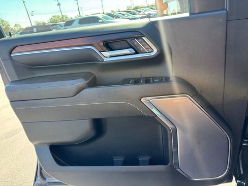 Used 2024 GMC Sierra 2500 Denali w/ Denali Reserve Package image 22