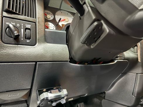 Used 2004 Dodge Ram 3500 Truck SLT w/ Trailer Tow Group image 40