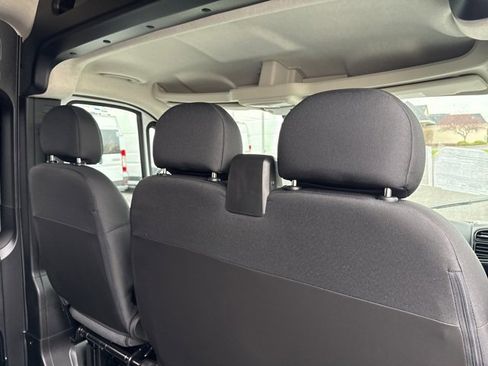 Used 2025 RAM ProMaster 3500 w/ Crew Van Package image 17