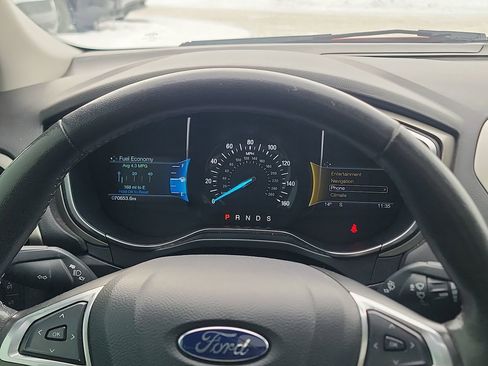 Used 2016 Ford Fusion SE w/ Equipment Group 202A image 15