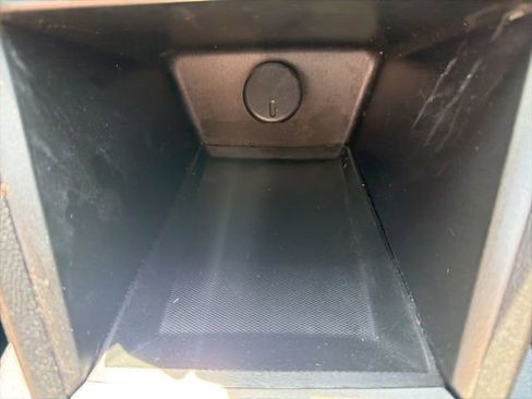 Used 2017 Chevrolet Equinox Premier w/ Enhanced Convenience Package image 29