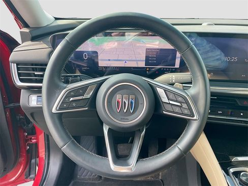 Used 2025 Buick Envision Preferred image 14