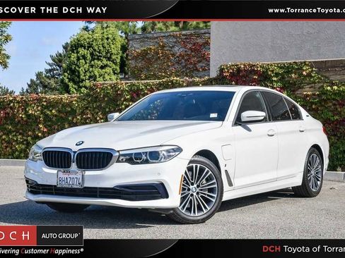 Used 2019 BMW 530e w/ Convenience Package image 1