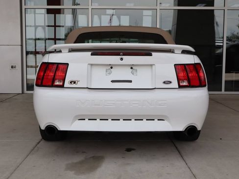 Used 2001 Ford Mustang GT RWD image 7