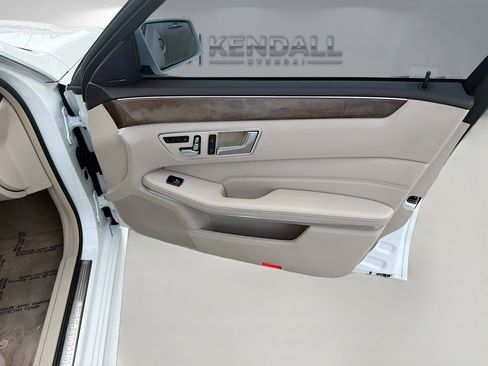 Used 2015 Mercedes-Benz E 350 Sedan w/ Premium 1 Package image 29
