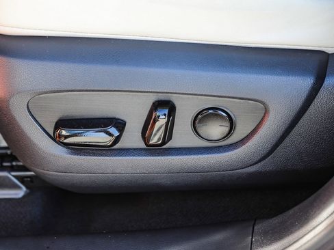 Used 2023 Lexus RX 350 w/ Accessory Package (Z1) image 19