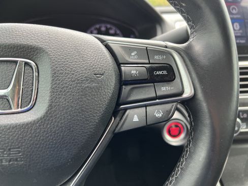 Used 2021 Honda Accord Touring image 20
