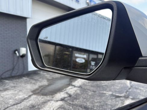 Used 2024 Chevrolet Equinox LT image 27