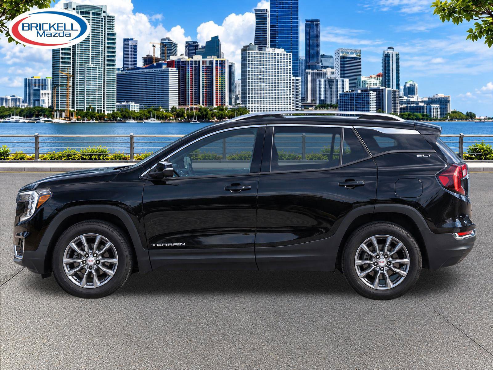 Used 2024 GMC Terrain SLT AWD/4WD image 6