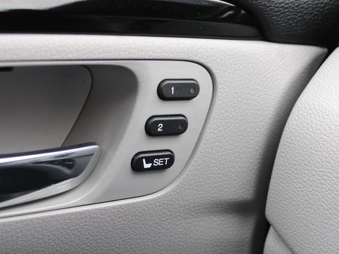 Used 2016 Honda Pilot Elite image 25