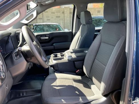Used 2020 Chevrolet Silverado 1500 W/T w/ WT Safety Package AWD/4WD image 9