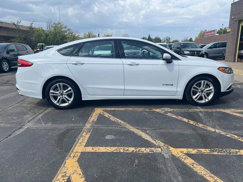 Used 2018 Ford Fusion S FWD image 4