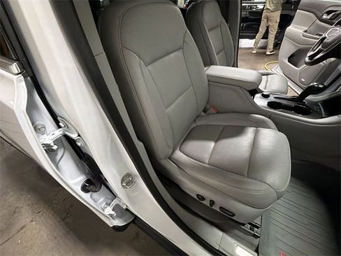 Used 2019 GMC Acadia SLT image 58