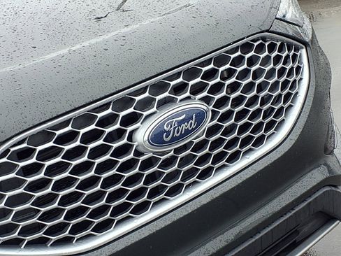 Used 2023 Ford Edge SEL w/ Convenience Package image 32