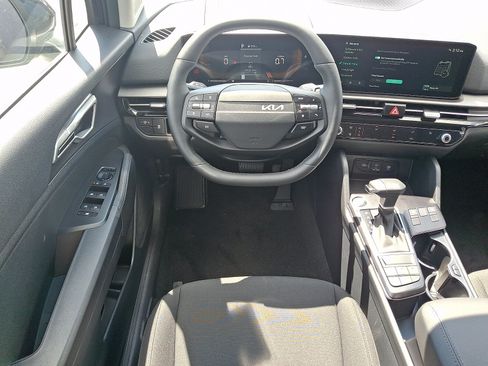 New 2026 Kia Sportage LX AWD/4WD image 7