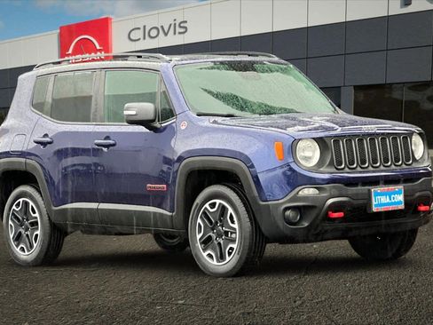 Used 2017 Jeep Renegade Trailhawk image 10