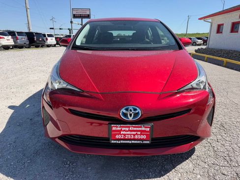 Used 2016 Toyota Prius Two FWD image 8