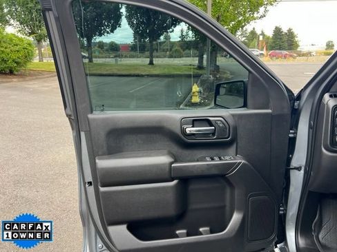 Used 2022 Chevrolet Silverado 1500 Custom w/ Safety Confidence Package AWD/4WD image 14