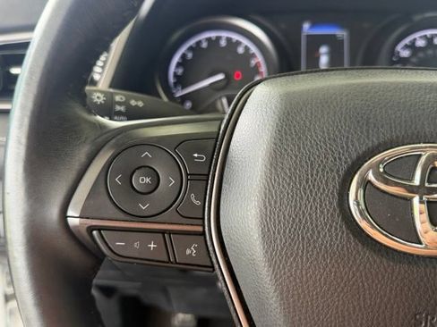 Used 2024 Toyota Camry SE FWD image 14